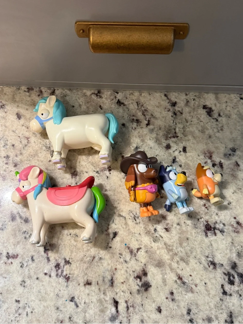 Bluey figures — Pony Lady Bingo Unipony Pony Rides Stable Playset Pieces Rare